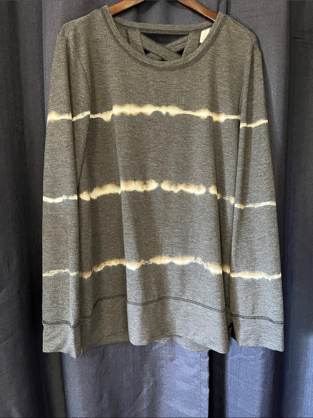 Women's Gray Tie-Dye Long-Sleeve Top with Crisscross Back